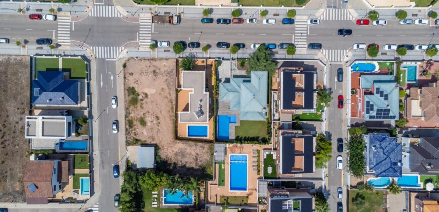 Chalet de lujo en el Grau de Burriana a 150m del mar