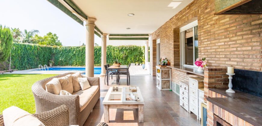 Chalet de lujo en el Grau de Burriana a 150m del mar